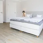 & Ferienunterkuenfte Hus Seeblick Hotel *