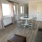& Ferienunterkuenfte Hus Seeblick * Fehmarn