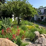 Hotel & Ferienunterkuenfte Hus Seeblick