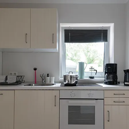호텔 & Ferienunterkuenfte Hus Seeblick *