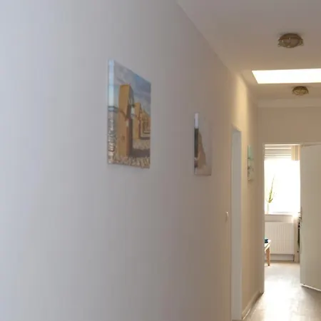 Szálloda & Ferienunterkuenfte Hus Seeblick