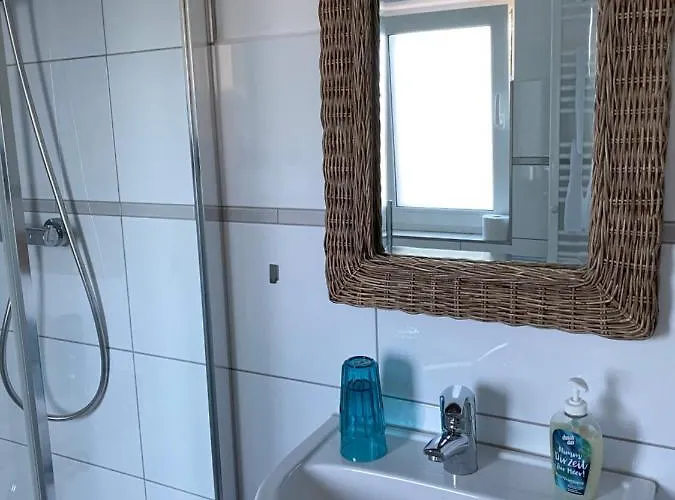 & Ferienunterkuenfte Hus Seeblick Fehmarn