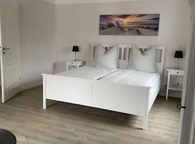 & Ferienunterkuenfte Hus Seeblick מלון