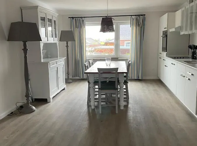 Hotell & Ferienunterkuenfte Hus Seeblick *