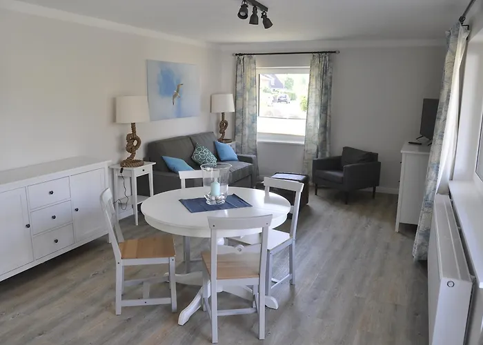 Hotell & Ferienunterkuenfte Hus Seeblick Fehmarn